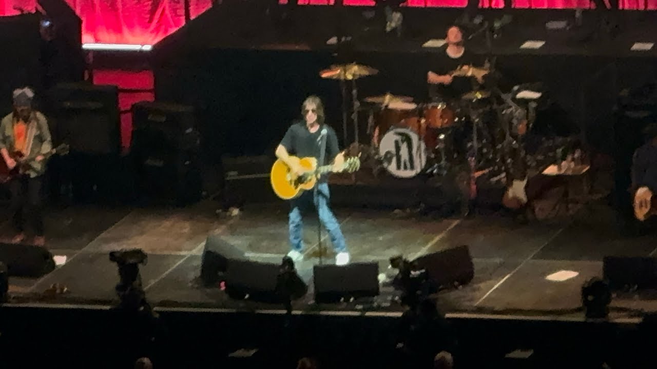 Richard Ashcroft - Lucky Man (Live in Manchester, Nov 2025