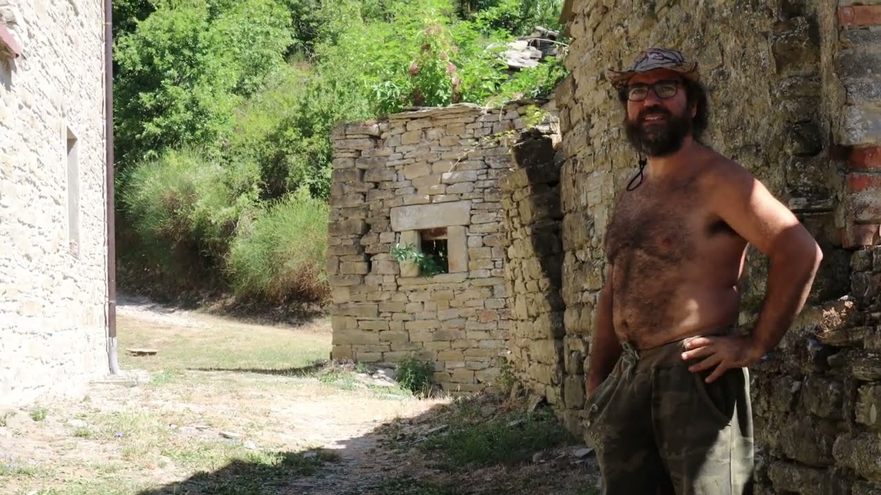 Il 1° abitante solitario dell'(ex) borgo abbandonato