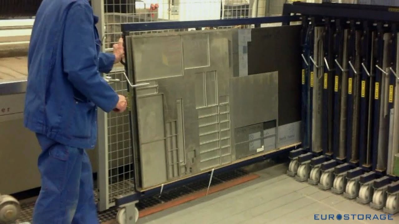 Vertical storage of metal sheets and cut-offs