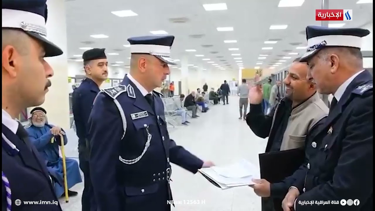 مدير المرور العام يتفقد موقع تسجيل المركبات واصدار الاجازات بالرستمية