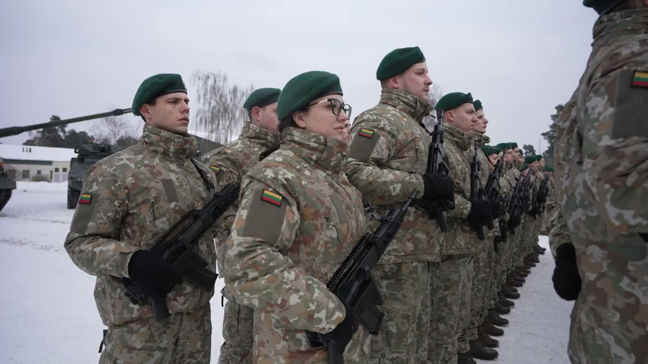 Prisiekė  Savanoriškos nenuolatinės karo tarnybos kariai