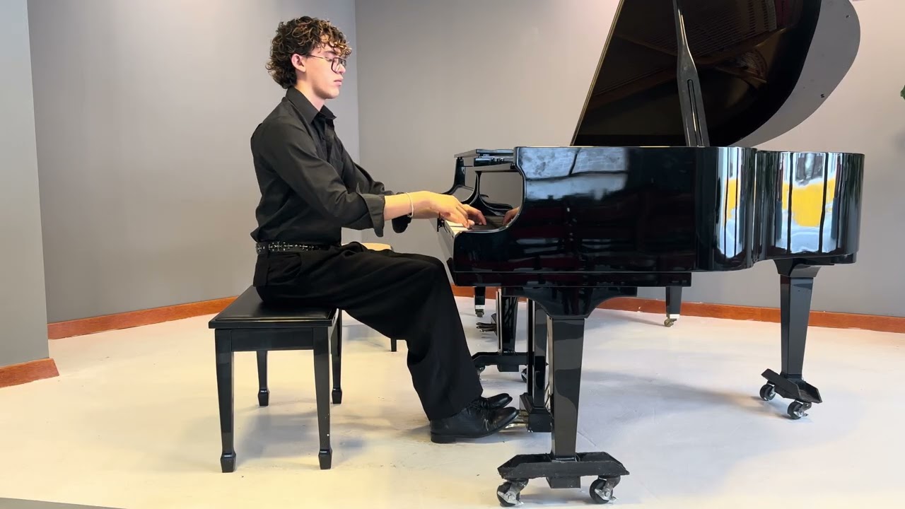 Haydn Piano Sonata No. 13 in G Major (Hob. XVI:6: I. Allegro) | Daniel Varela