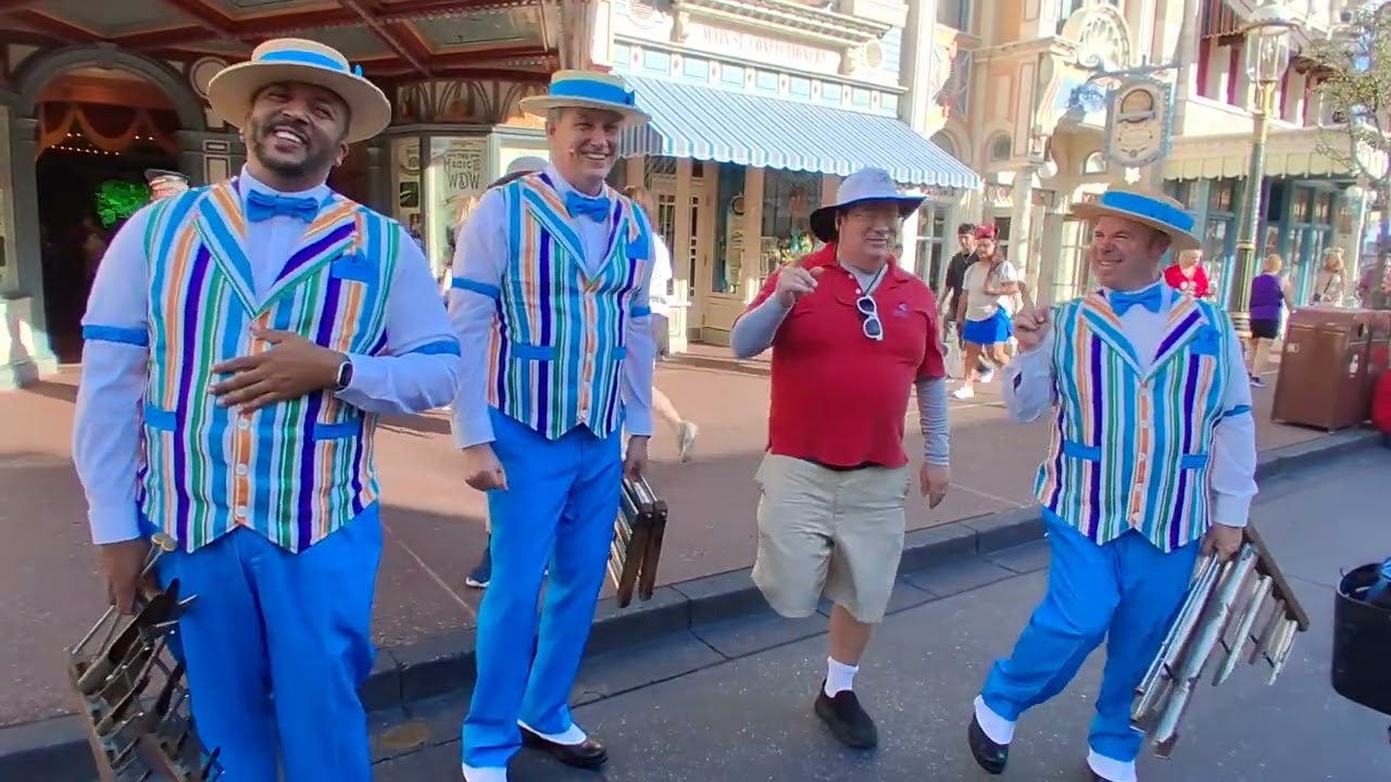 Muskrat Ramble with Larry and the Dapper Dans. Dirk gets to rest.