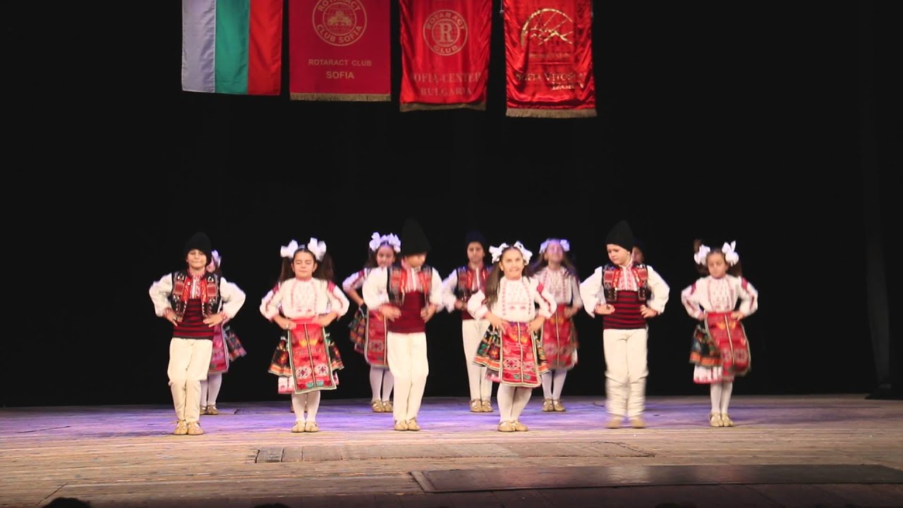 Ансамбъл "Пламъче" - Ротари клуб София 2015
