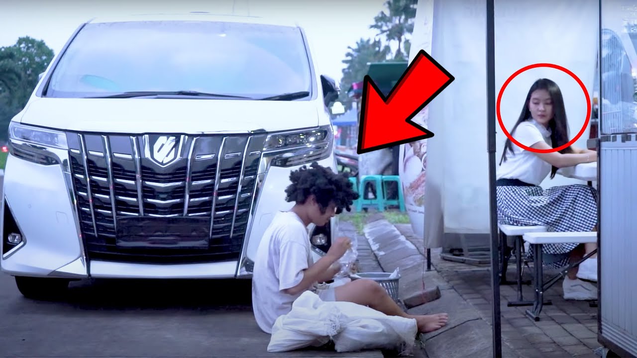 GEMBEL SULTAN MAKAN SAMPAH !! Cewe Ini malah menghina ...??