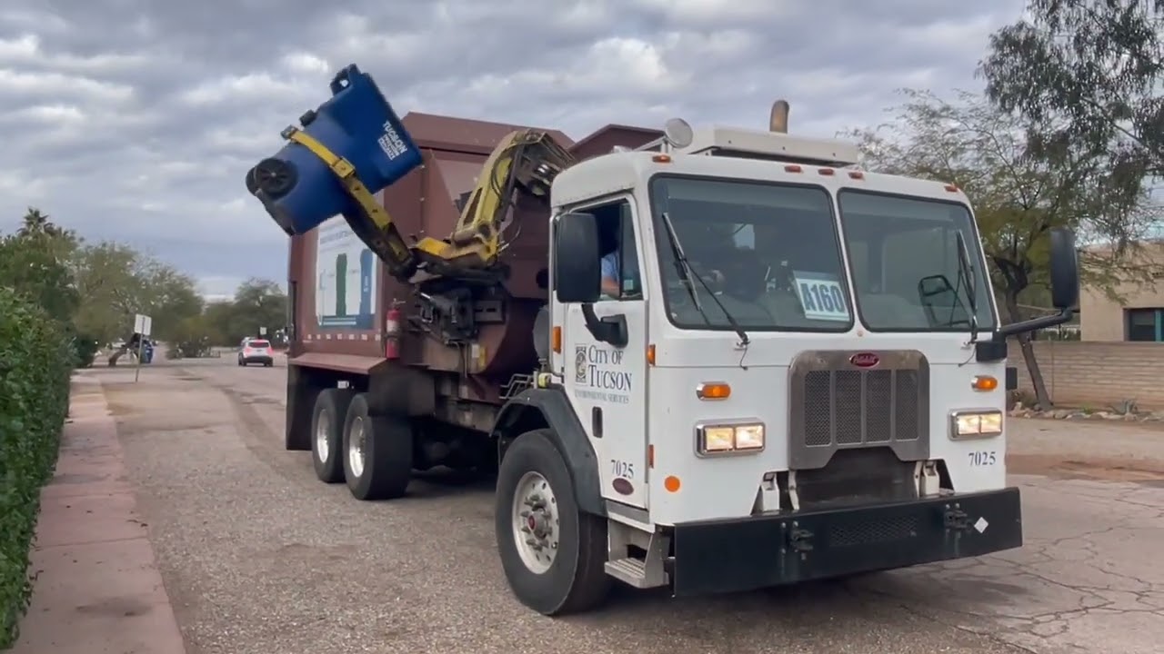 City of Tucson Peterbilt 320 Scorpion 7025