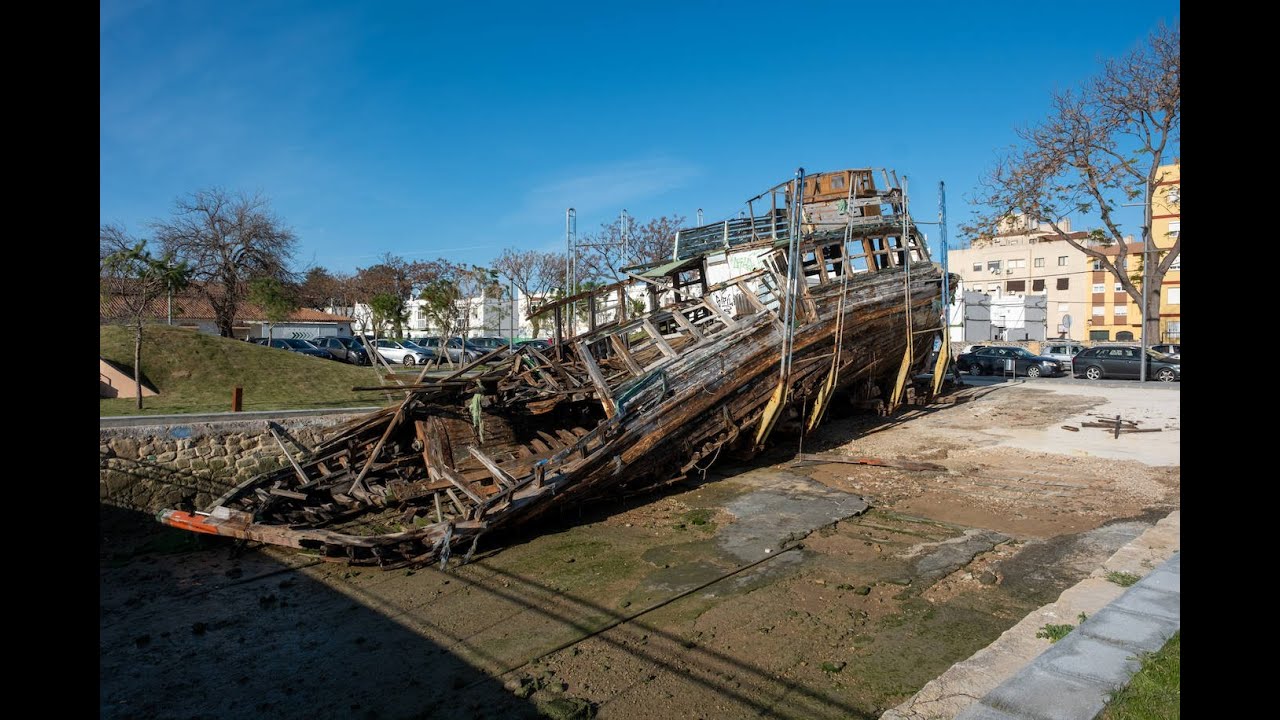 SE PERDIÓ EL VAPORCITO DEL PUERTO. REQUIEM POR UN BARCO HISTORICO ESPAÑOL