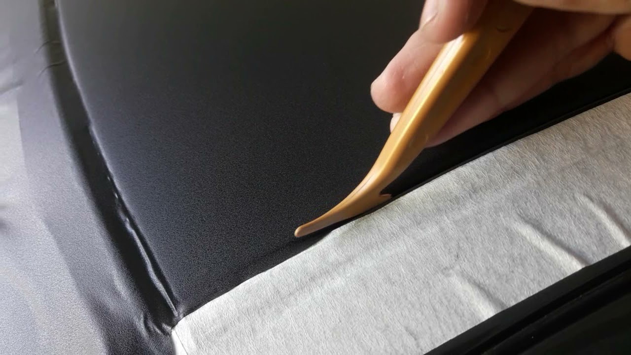 Envelopamento capô e teto Fiat Palio, em Preto Fosco