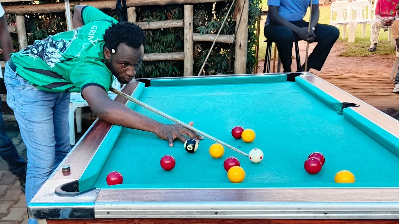 Kenneth Kakiiza Vs Ian Kazibwe.  ORYX BAR MONTHLY DOUBLE LIFE COMP. ROUND 1, RACE TO 5