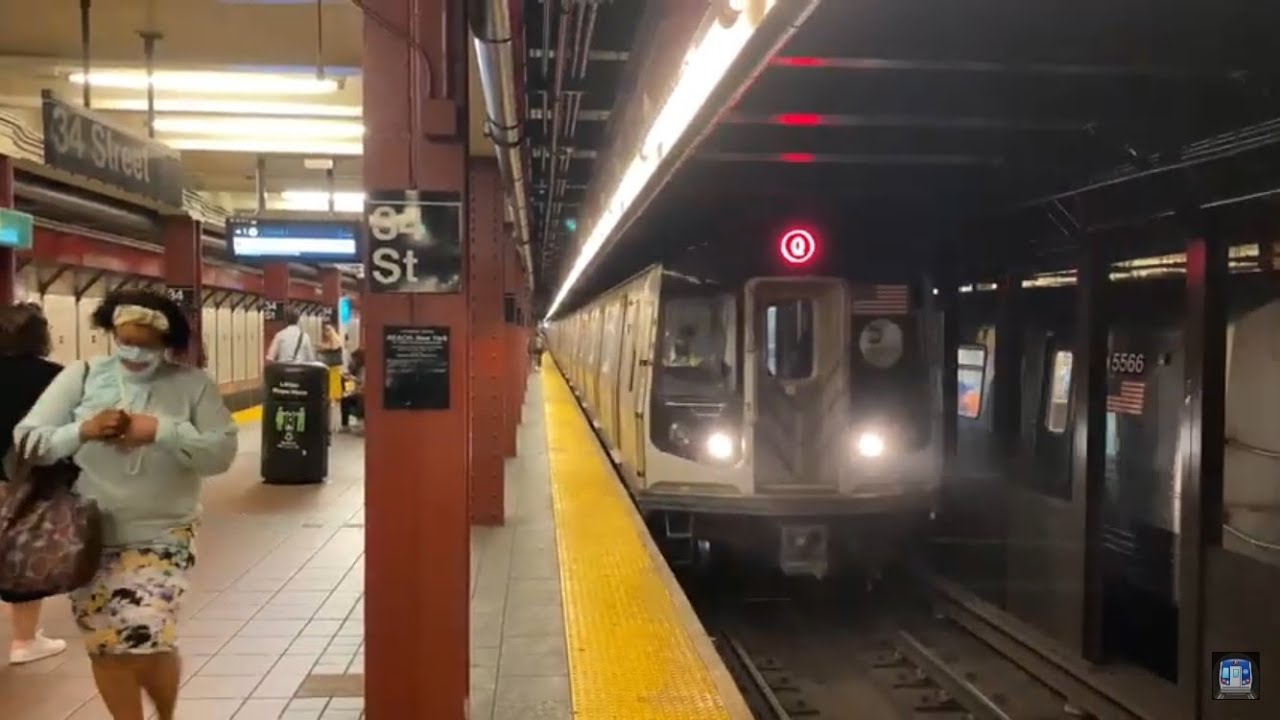 AM Rush Hour R46/R68/R68A/R160 B,D,F,M,N,Q,R,W Trains At 34th Street Herald Square
