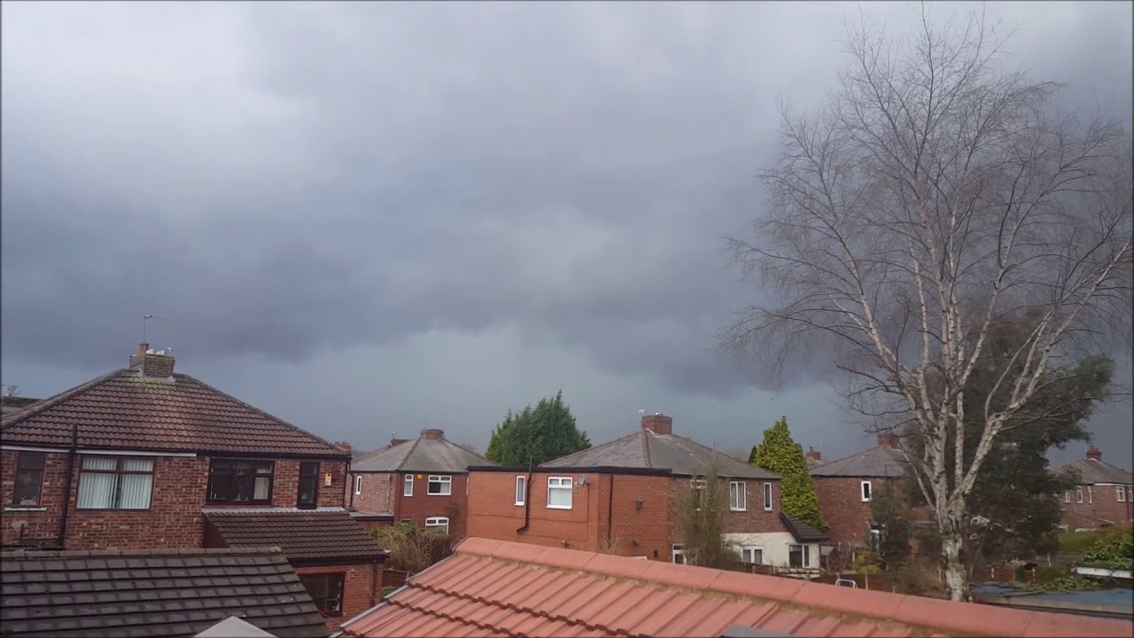 Easter Thunder - Manchester, UK - Easter Sunday 2016