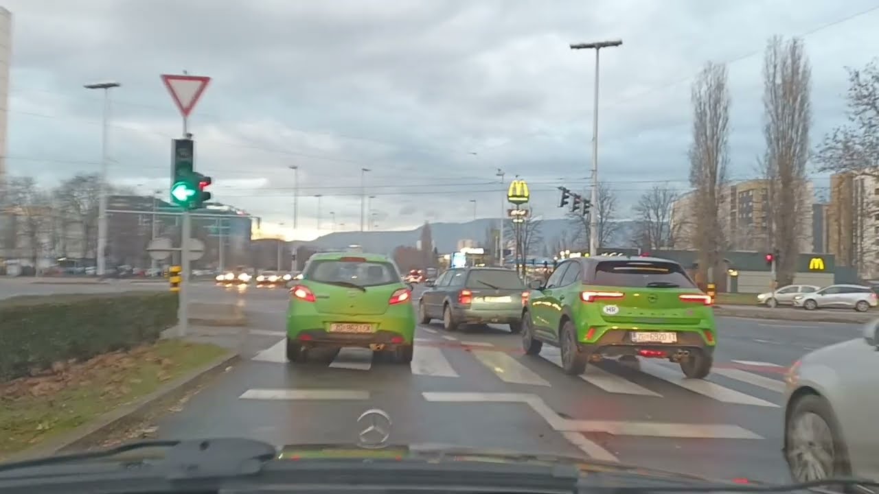 easy drive along Radnicka Street and Heinzelova Street 01.01.2023