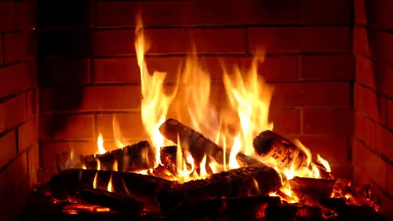 Fireplace (With Christmas Oldies)