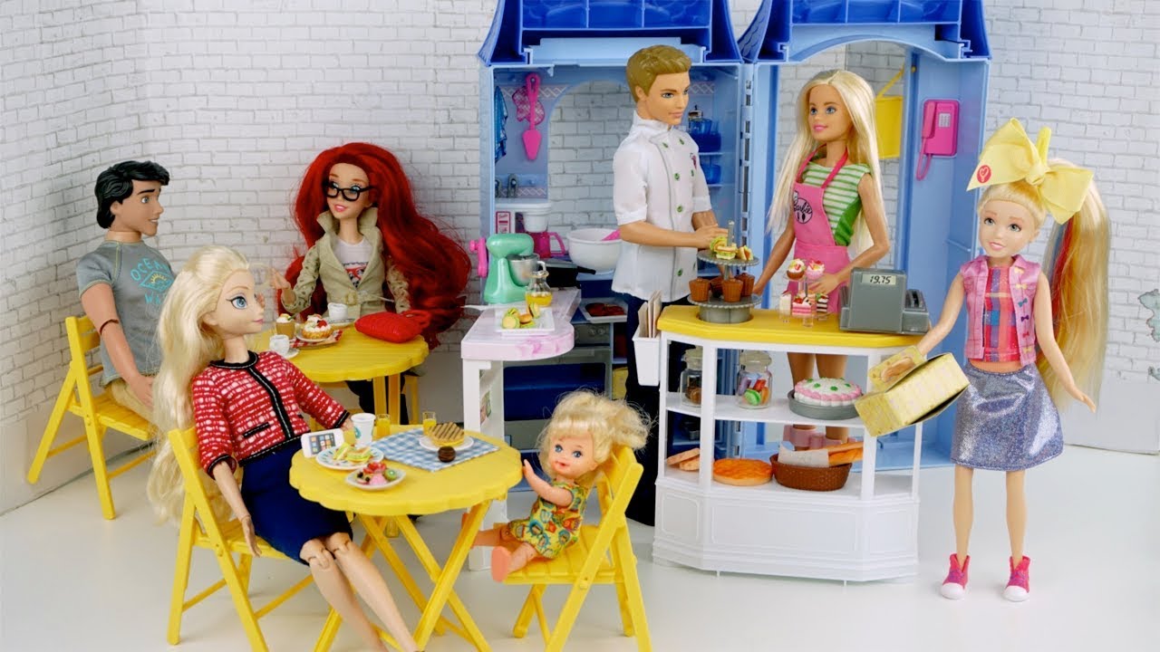 Barbie & Ken Bakery Cafe Routine with Frozen Toddler Elsa, Little Mermaid Ariel, Jojo Siwa Doll