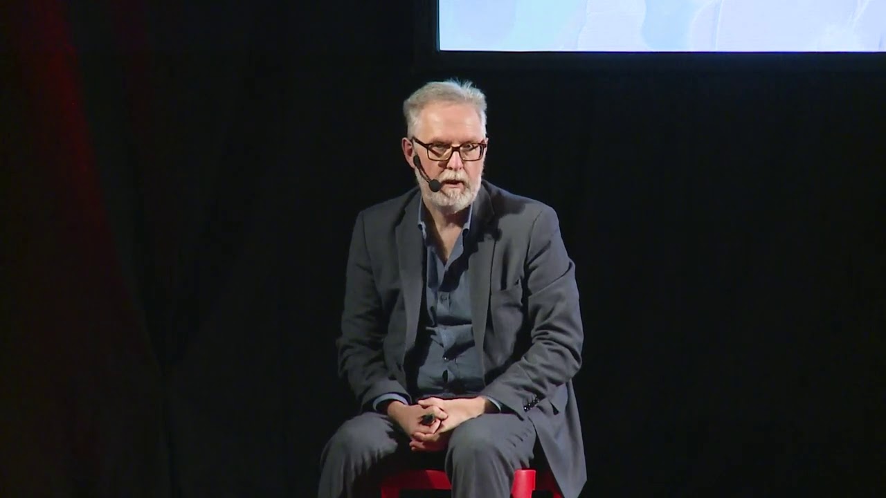 Coloriamo l'economia, ripensiamo al valore dell'ambiente | Francesco Marangon | TEDxPordenone