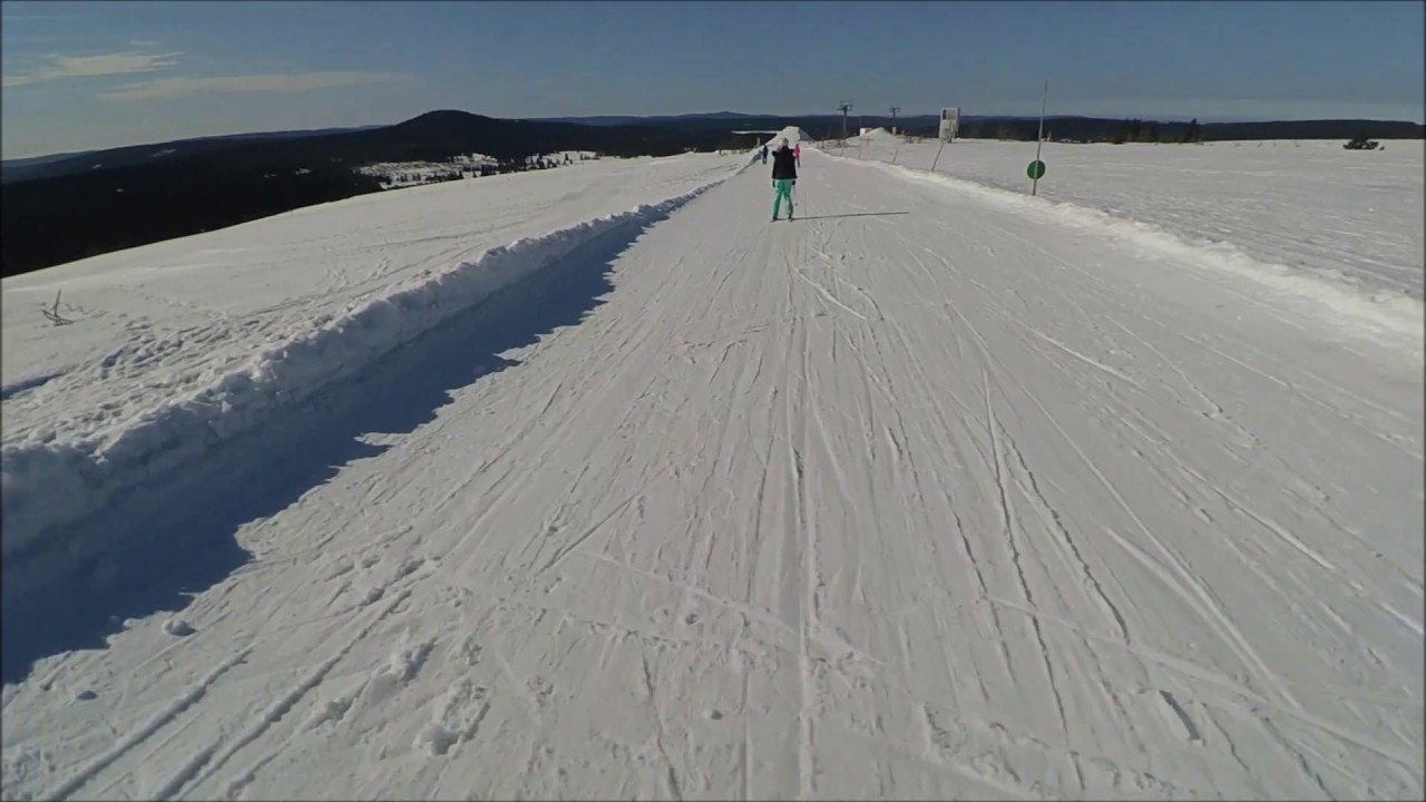 Letztes Teilstück der Skiabfahrt vom Klínovec - zurück über Neklid zur Piste Za Prahou nach Boží Dar