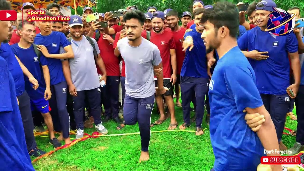 ছেলেদের মোরগ যুদ্ধ খেলা cock fight. #sportslover #shortvideo #youtubeshorts #funnygame