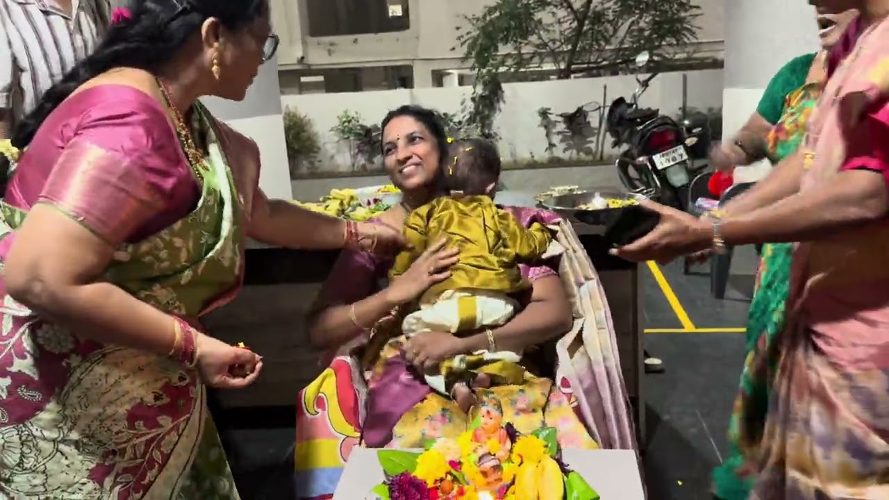 Maa apartment lo buddy ki bhogi Palluposamu chuddama