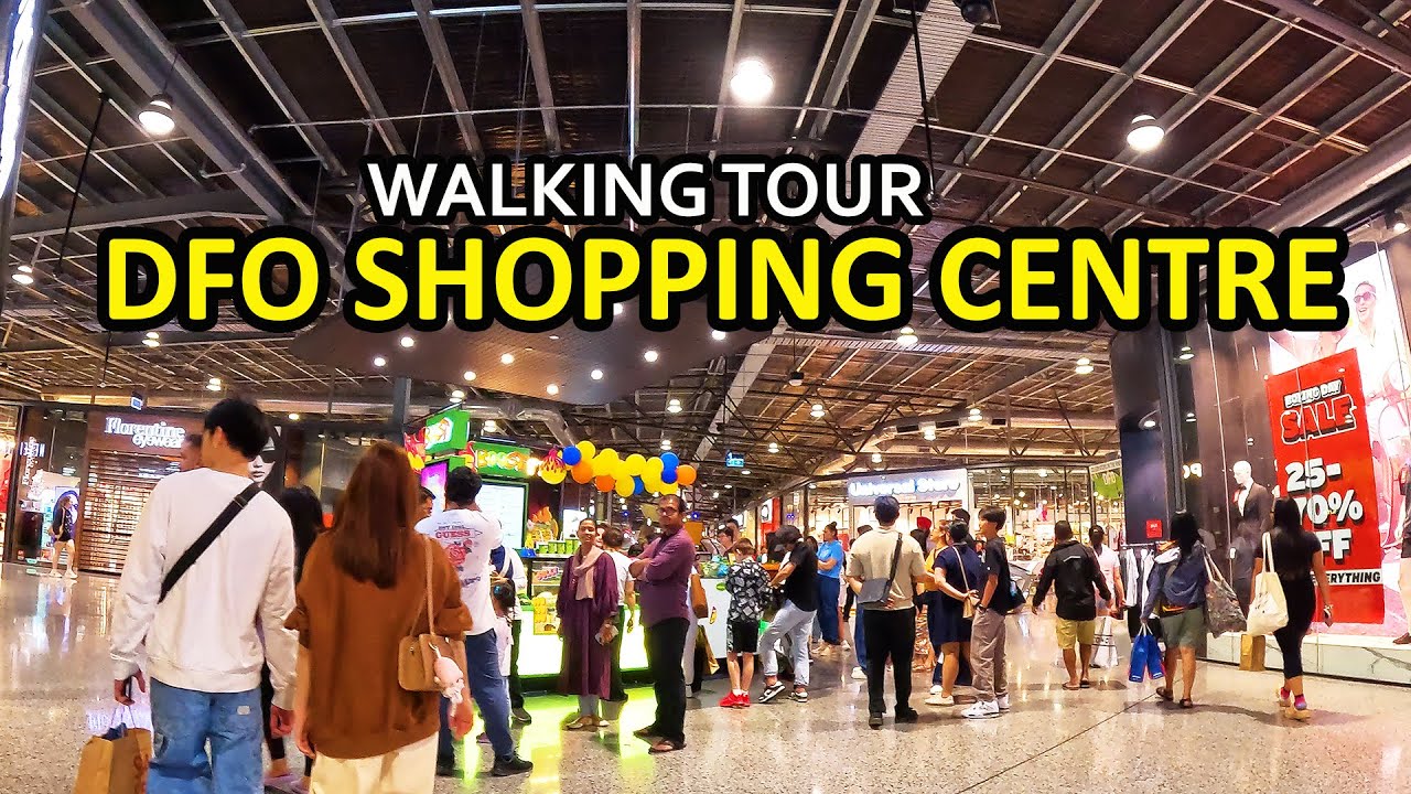 DFO Shopping Centre, walking around the various shops (Perth, Australia)