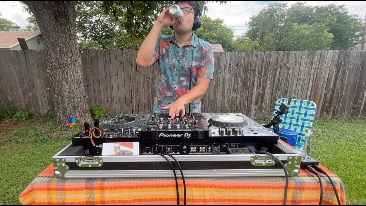 Fennec | a dj set under the texas sun
