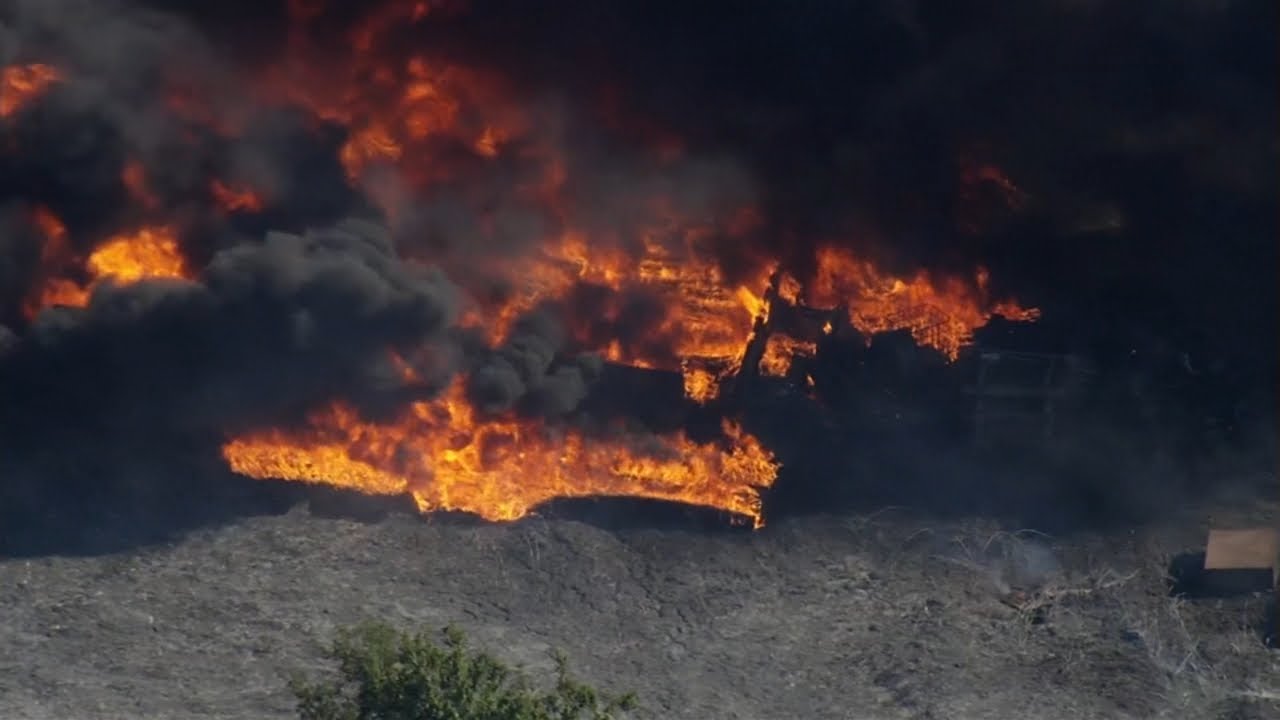 Crews battle fast-moving brush fire in Antioch