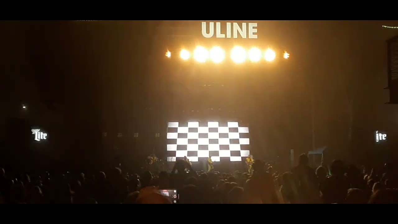 Devo - *5 Song Set @ Summerfest (Uline Stage),Milwaukee, WI 6/26/2025