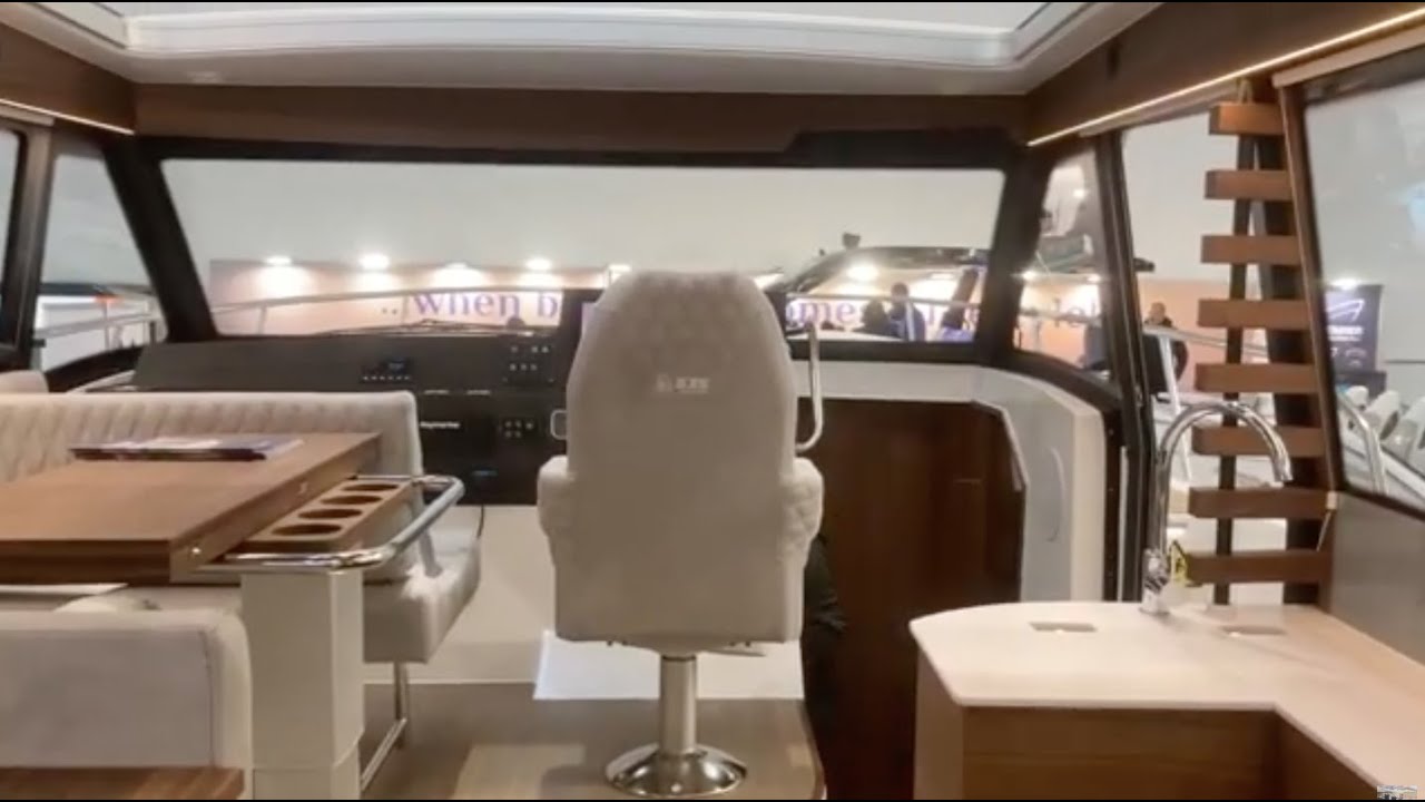 Vikness S35 - Dusseldorf 2026