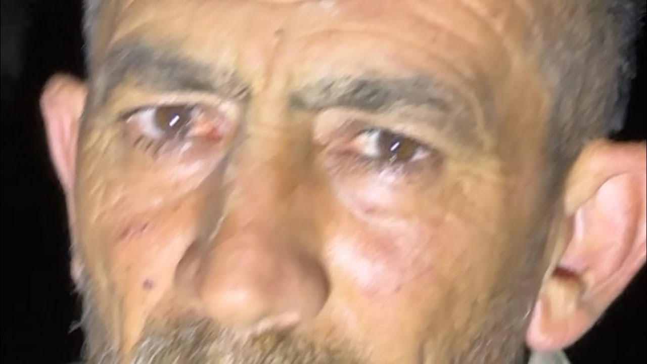 ‏العم أبو حياري يقاوم  الرصد ويسره ￼