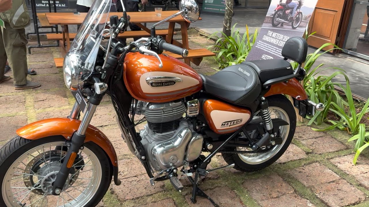 Royal Enfield Meteor 350 Sundowner Orange Special Edition WALKAROUND REVIEW 