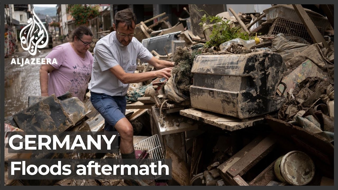 Germany floods: Historic town buried in mud