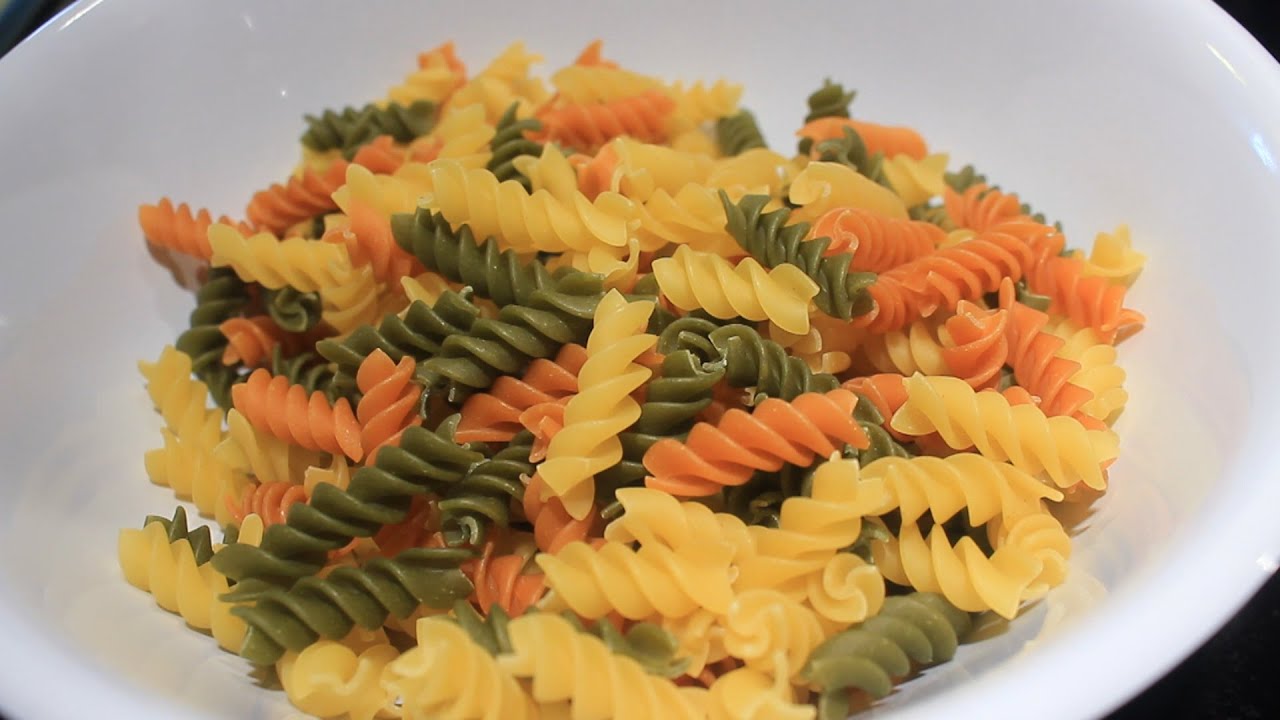 Garden Rotini Pasta  w/  Alfredo Sauce