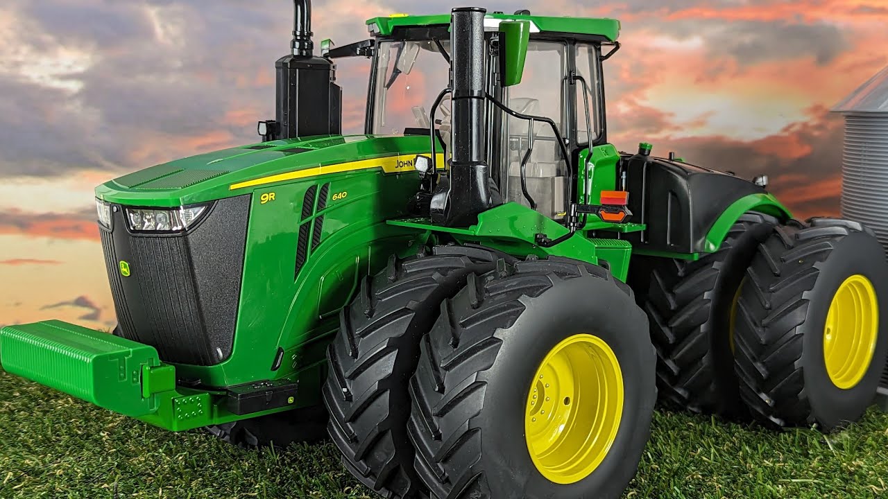 Ertl 1/16 John Deere 9R 640 4WD - Prestige Collection!
