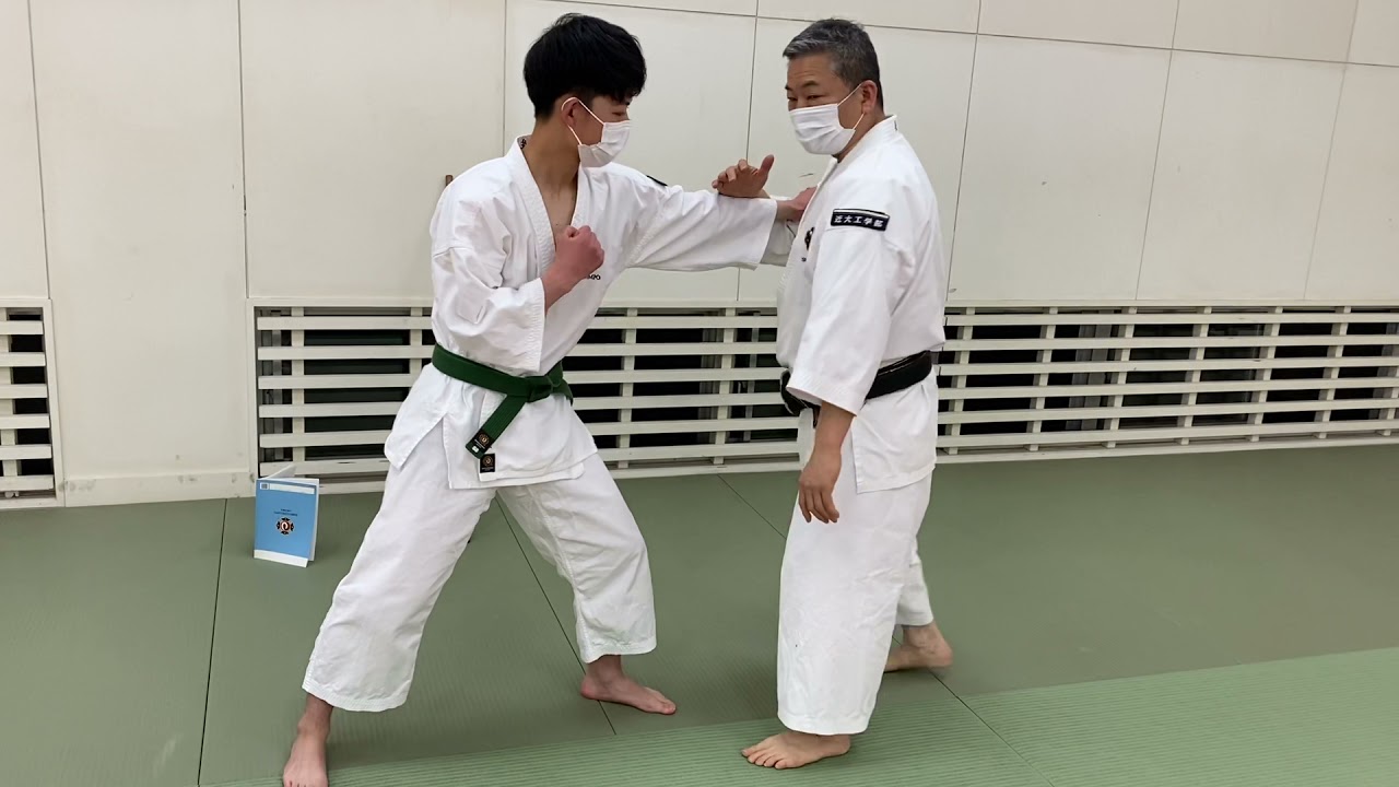 Shorinji Kempo　　上膊捕(片手)    jyouhaku dori  (katate)　　少林寺拳法