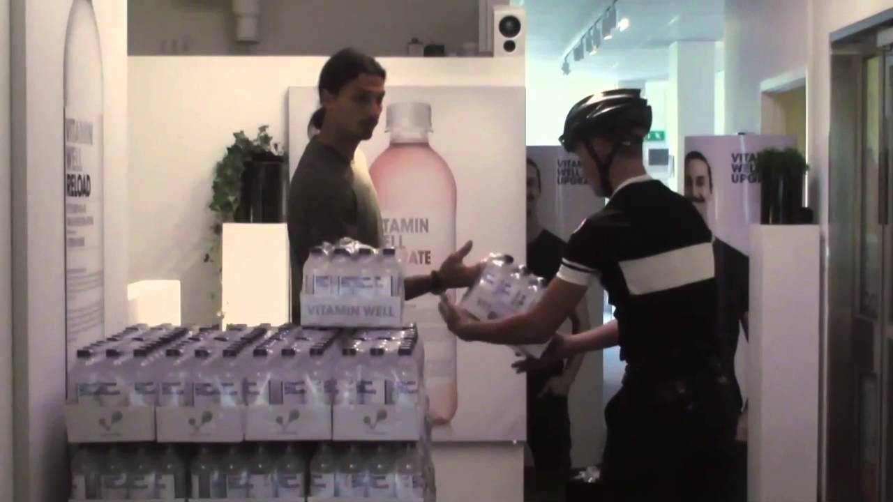 Zlatan Ibrahimovic Trolling Vitamin Well Bike Messenger 2016 (HD)