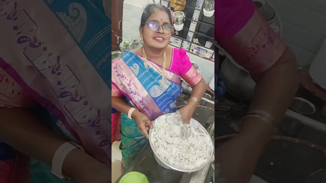 #food #1 kg బియ్యం పిండి తో 4 #kgs  #cooking #ఉప్పు చెక్కలు 😋#మిల్క్ తో 👌🏠❤️#gruhalakshmi live 👍