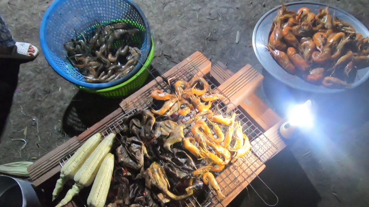 ĐÓN GIAO THỪA VỚI MÂM HẢI SẢN KHỦNG LỒ LUÔN TÔM CÀNG XANH @**@TÙNG NHÀ BÈ 