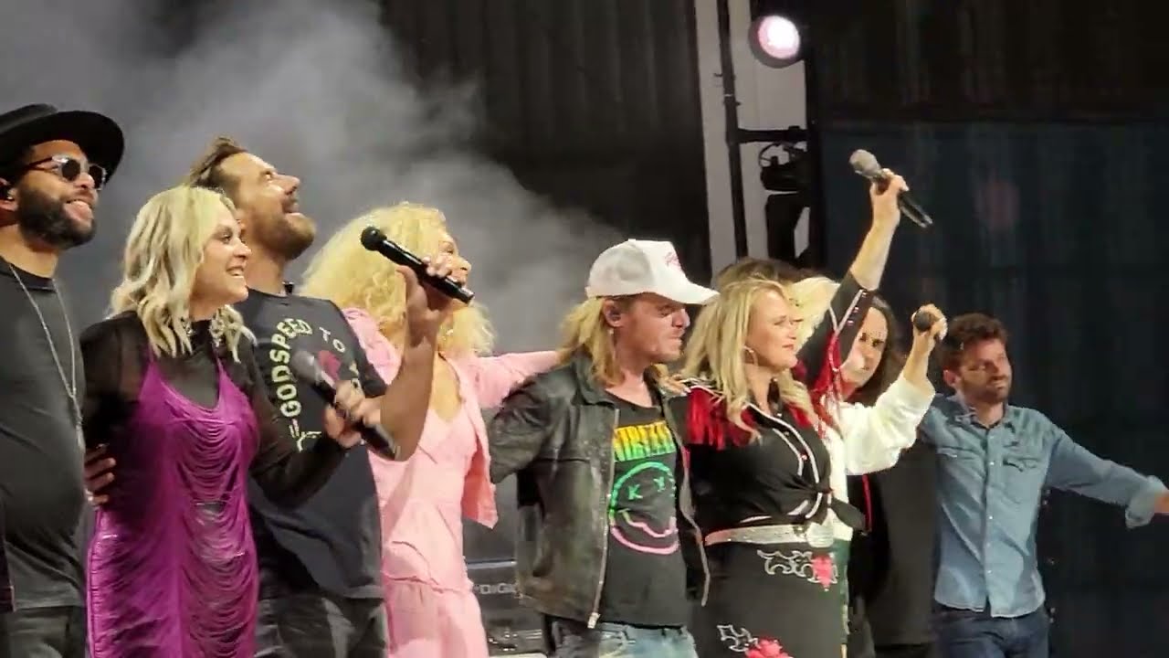 Miranda Lambert & Little Big Town - Let It Be - Live PnC Bank