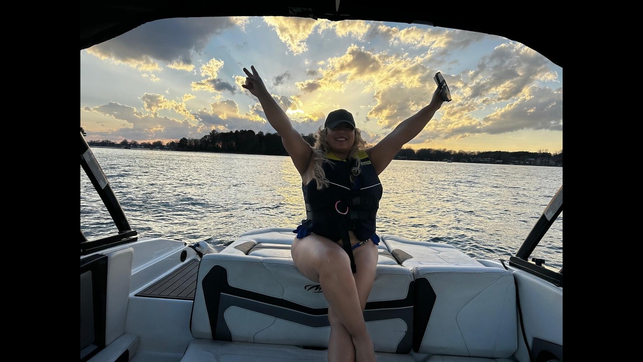 🌊 Live the Lake Norman Lifestyle