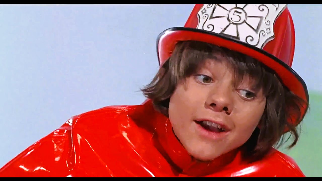 PUFNSTUF (1970) Clip - Jack Wild sings  