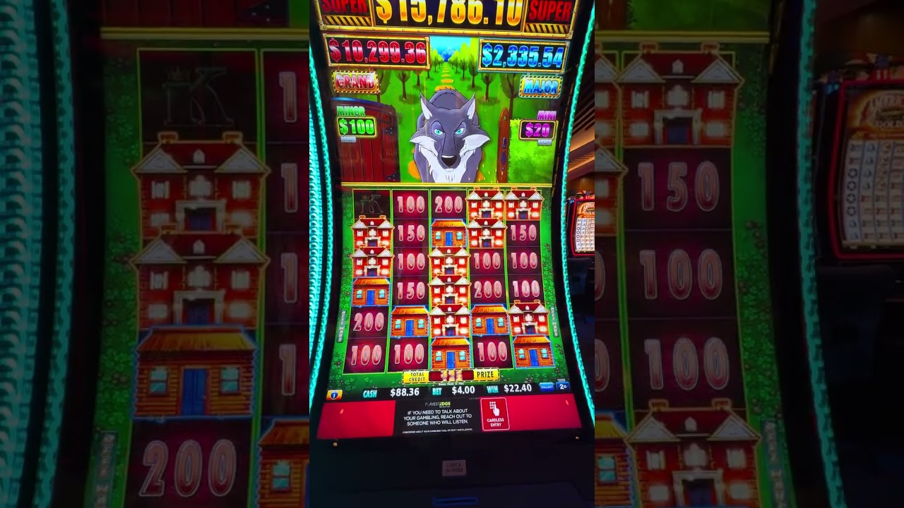 WILD bonus on side by side HUFF N PUFF machines!! 