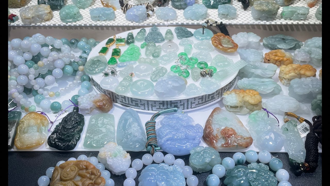 2月27晚班毛哥“毛哥珠宝”正在直播！工廠翡翠一手貨源一劍也是批發價#綠a翡翠 #古玉收藏 #jade #流量#毛哥精選翡翠 #訂製翡翠 #玉佩