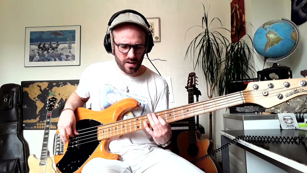 Azizouk   Claude Vamur Michel Alibo Bass Cover