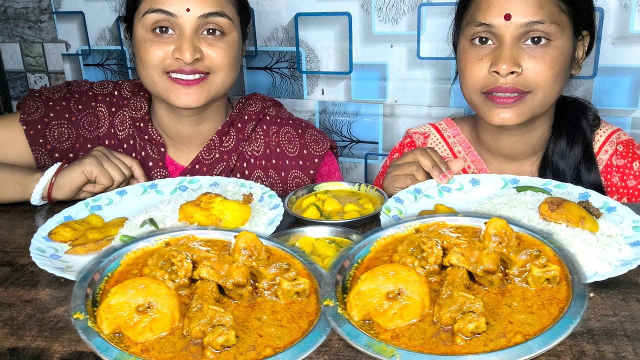🥰🥰Bengali eating rice with🔥spicy chicken curry fish fry vegetable curry aloo fry Bengali eating show