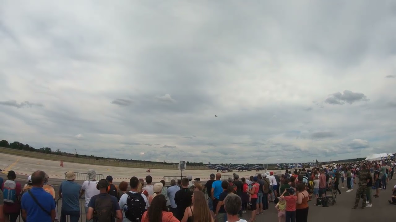 Rafale Solo Display - Air show France Saint Dizier BA 113