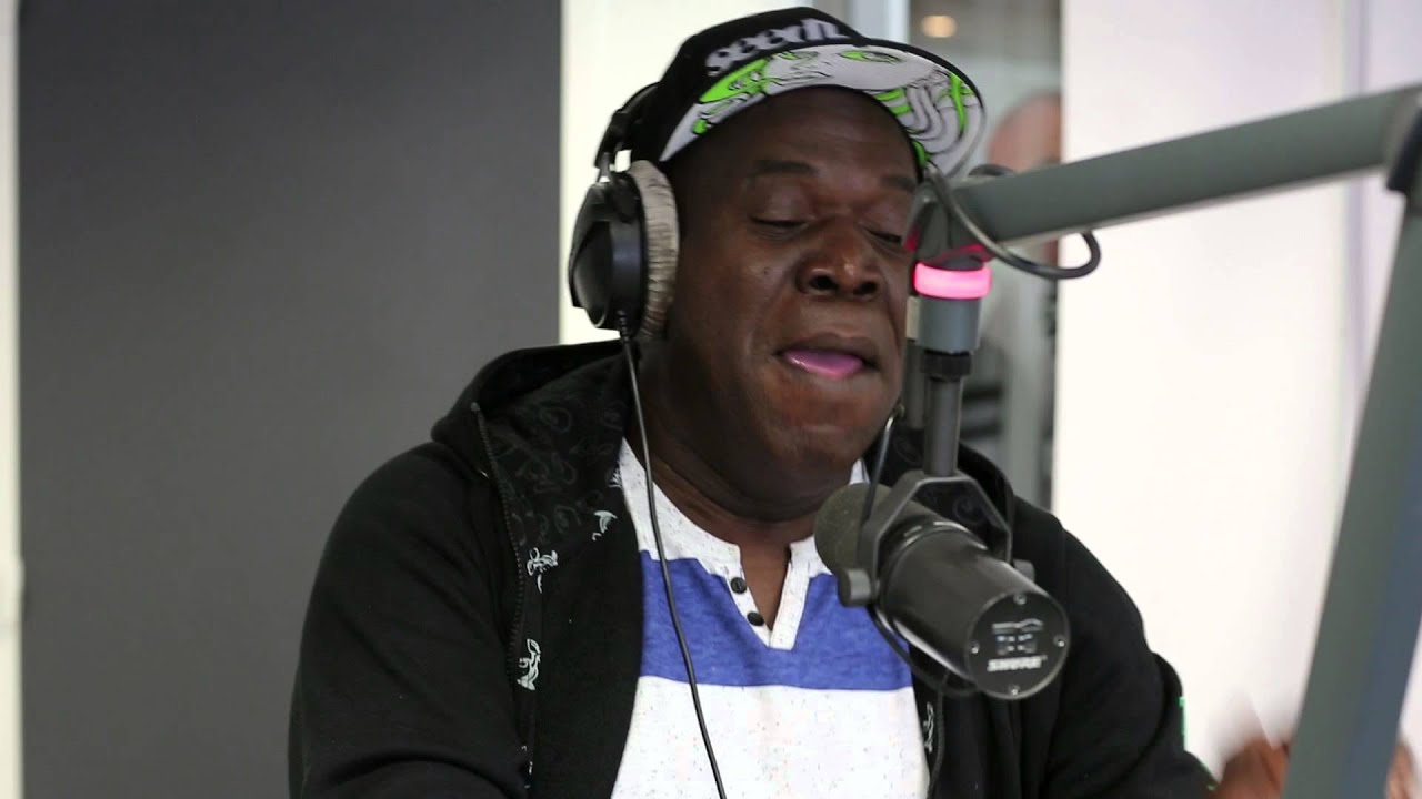 BARRINGTON LEVY  Freestyle @ Selecta Kza Reggae Radio Show 2014