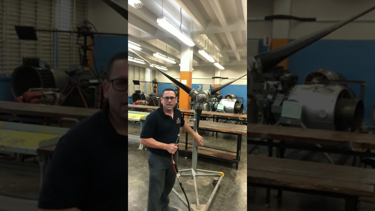 A&P Variable pitch propeller demostration