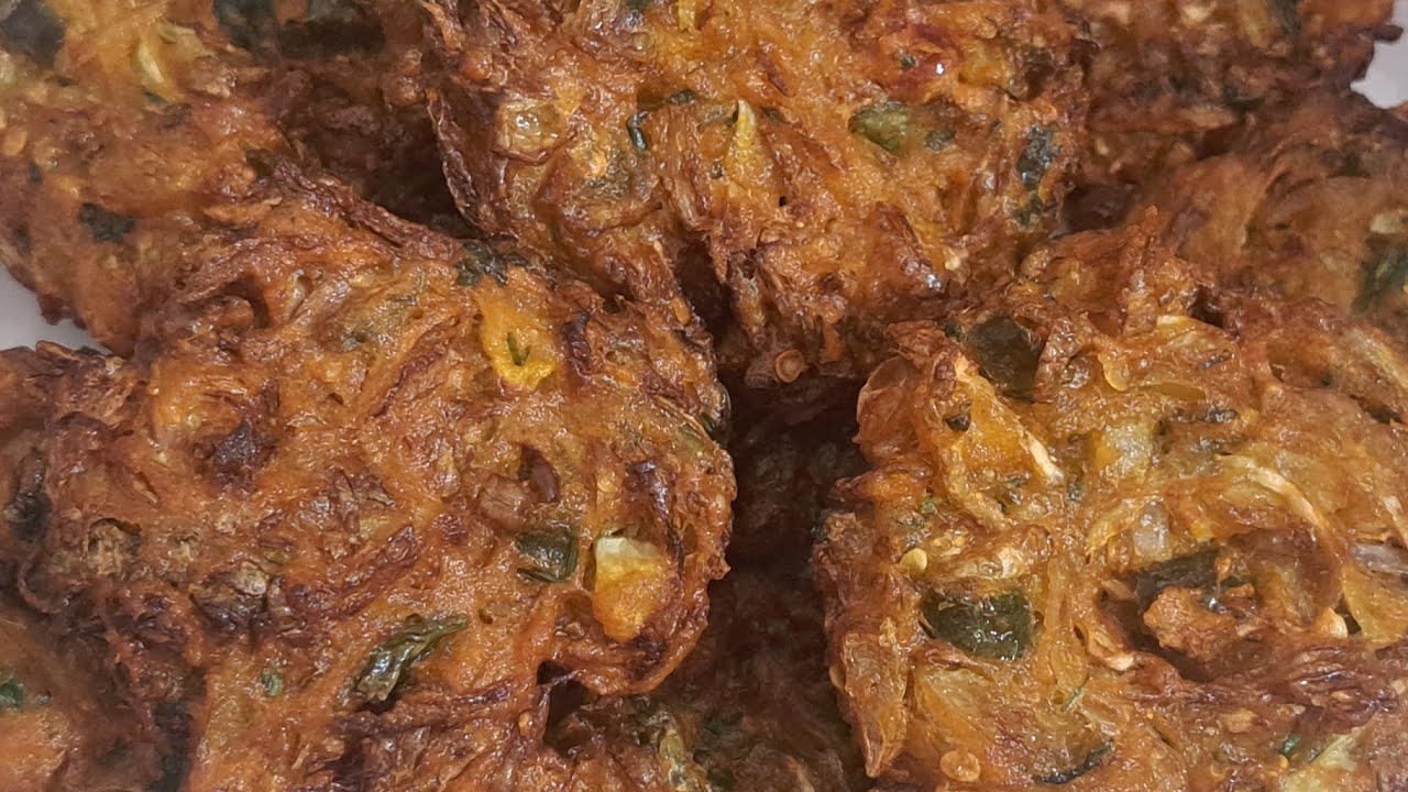 বাঁধাকপির পিয়াজি রেসিপি এত সহজভাবে আপনারা বাড়িতে বানিয়ে নিতে পারবেন রেসিপিটা।