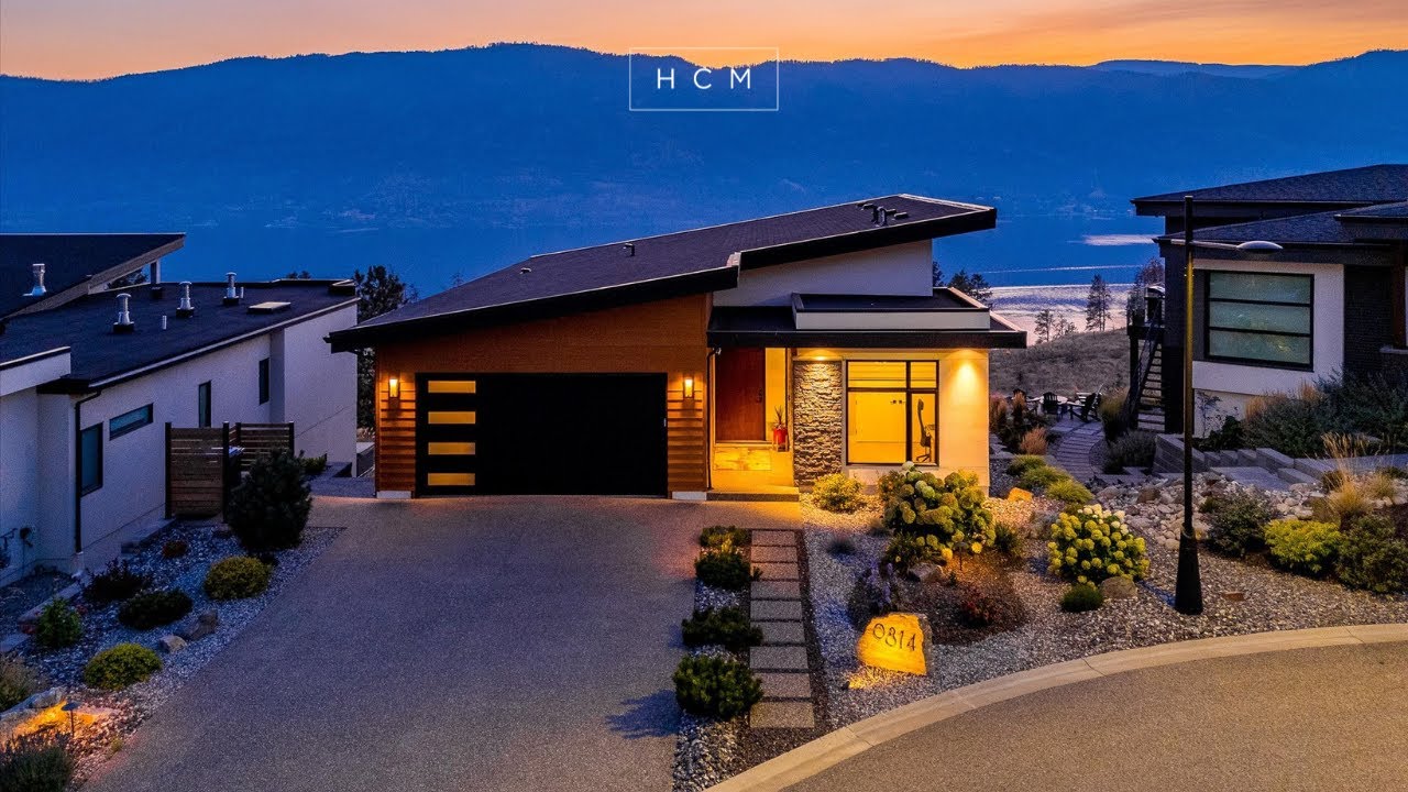 9814 Beacon Hill Crescent - Lakeview Luxury