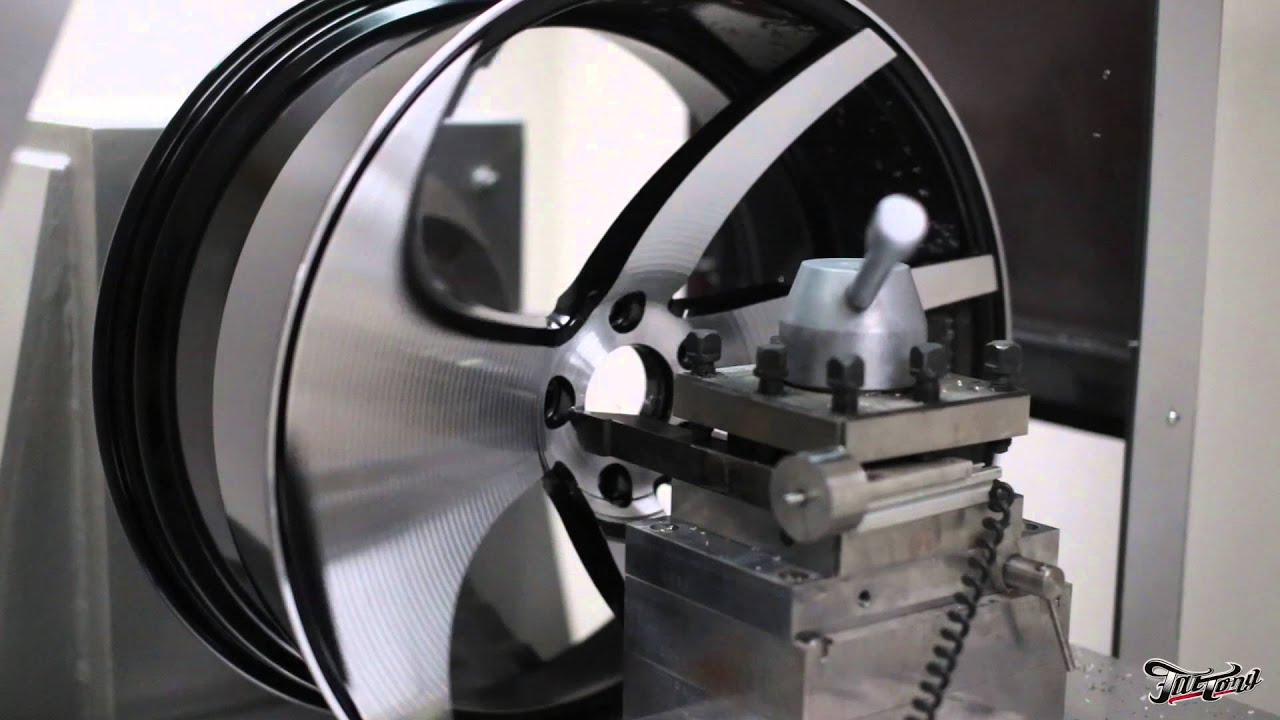 Алмазная проточка диска на станке с ЧПУ.