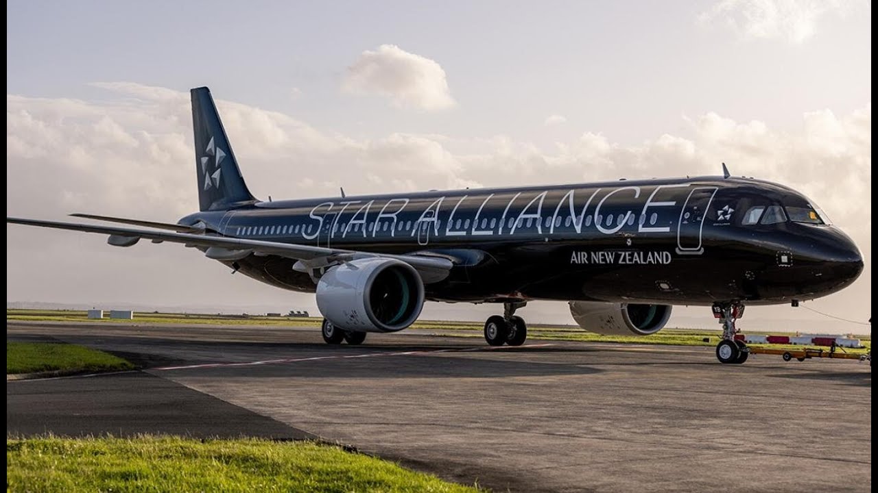 Live for Air New Zealand Star Alliance livery arrival in New Zealand